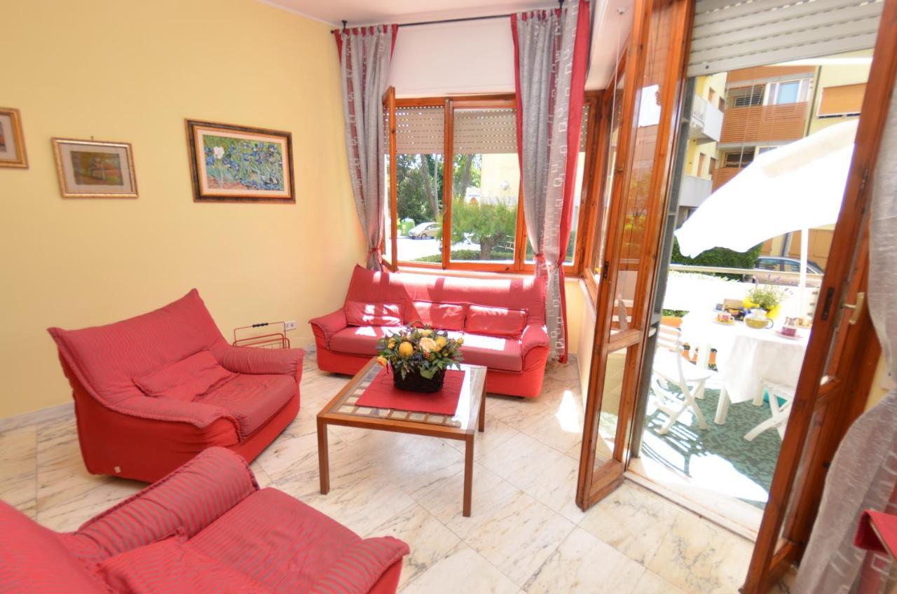 Carnevale Appartement Viareggio Buitenkant foto