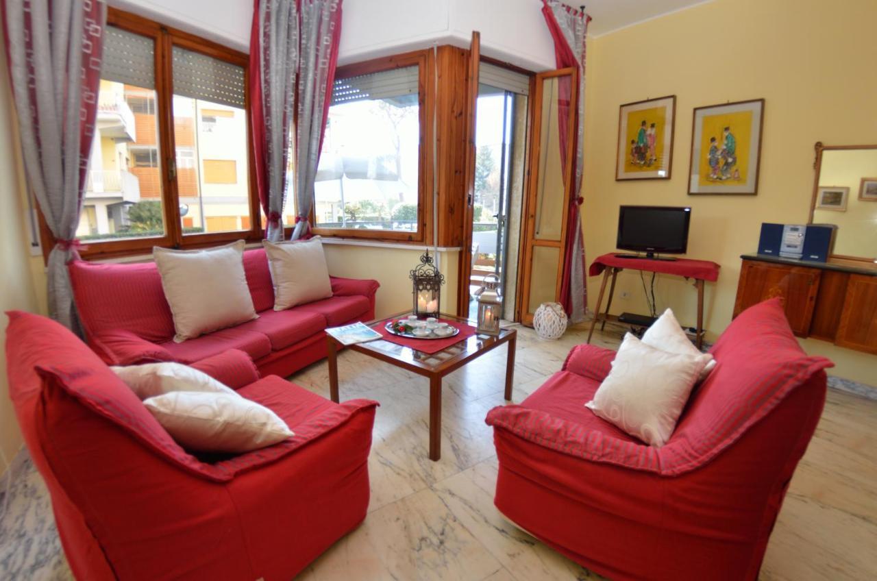 Carnevale Appartement Viareggio Buitenkant foto